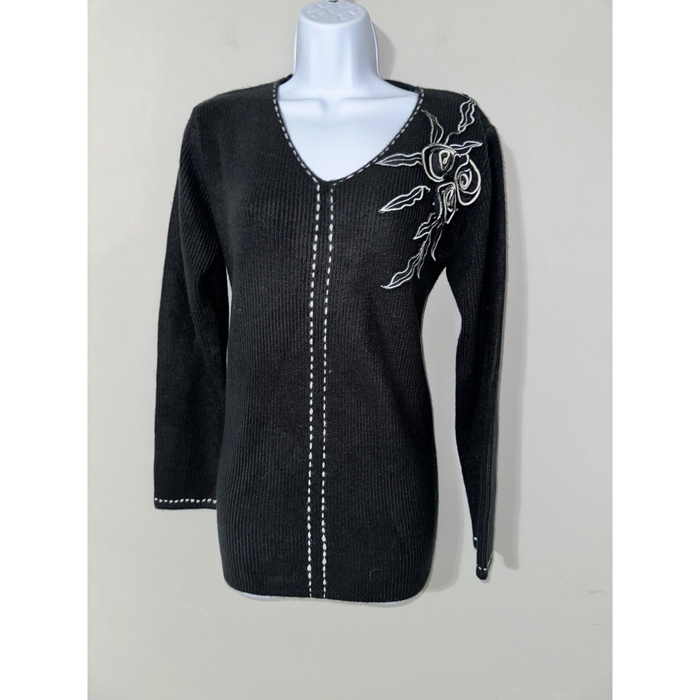 Brownstone Studio Black‎ V-Neck Knit Sweater with Floral Applique Medium